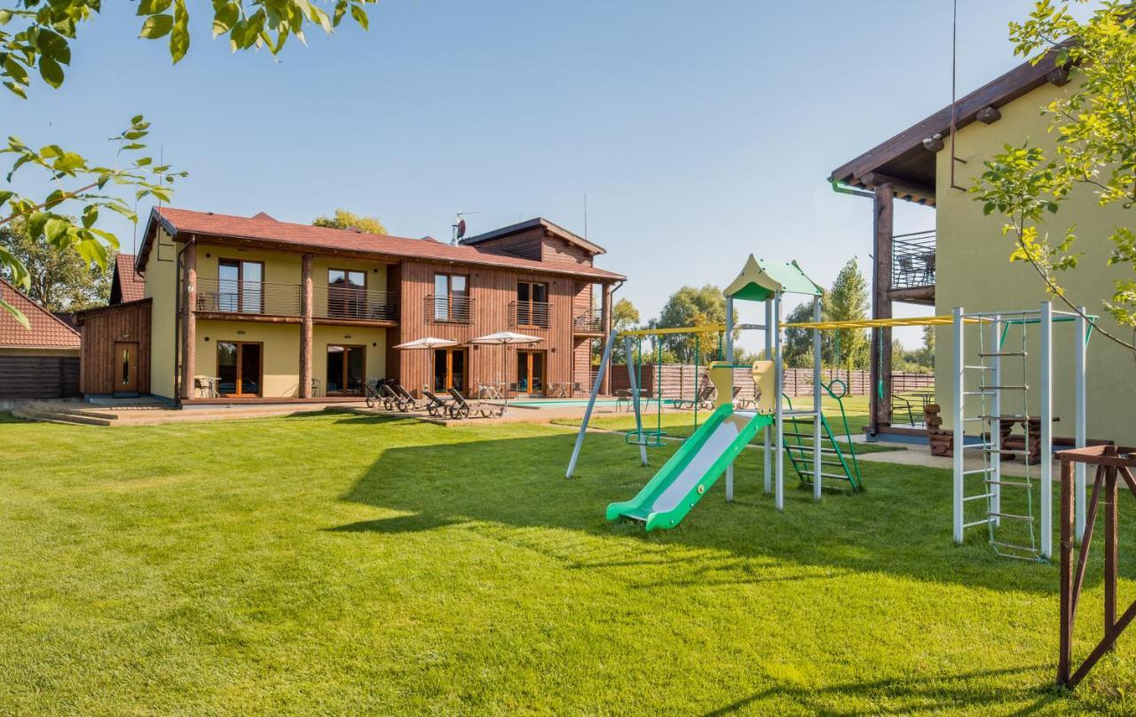 Eden Resort Yasnogorodka  Exterior photo